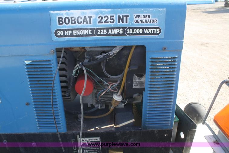 image for item F2895 2004 Ford F550 XL Super Duty service truck