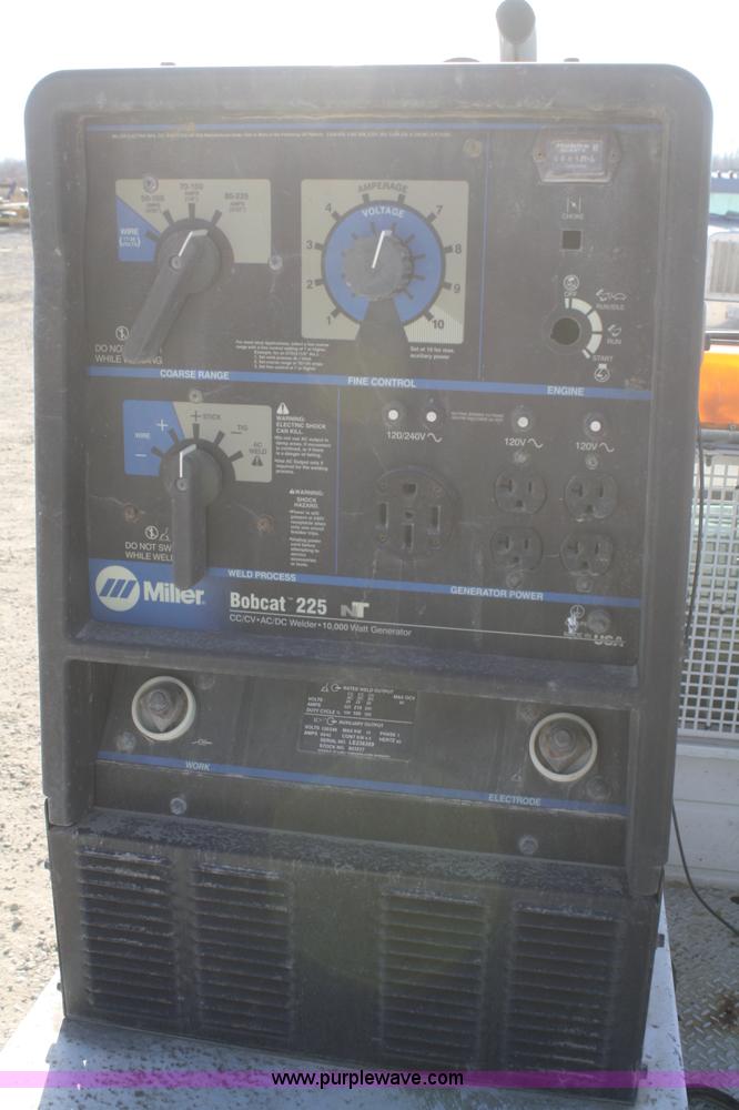 image for item F2895 2004 Ford F550 XL Super Duty service truck