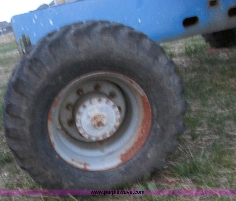 image for item F4155 1996 Genie S40 boom lift