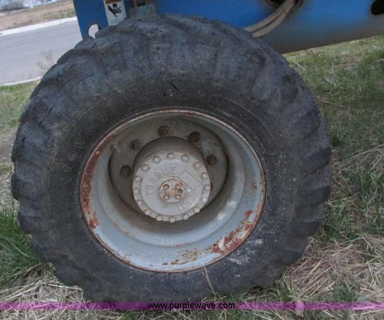 image for item F4155 1996 Genie S40 boom lift