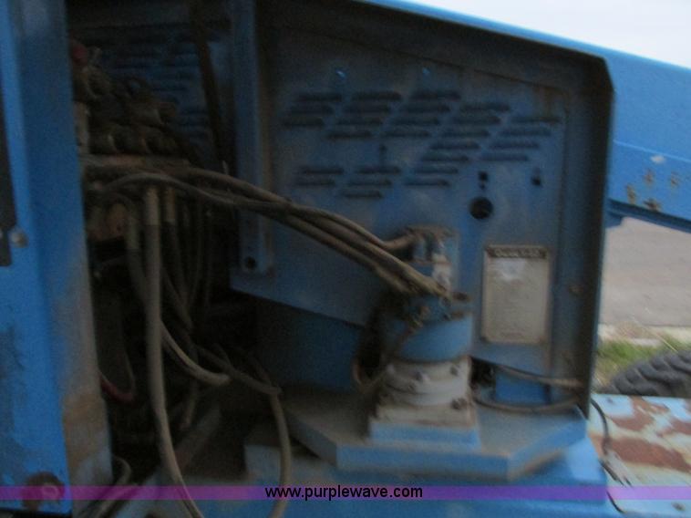 image for item F4155 1996 Genie S40 boom lift