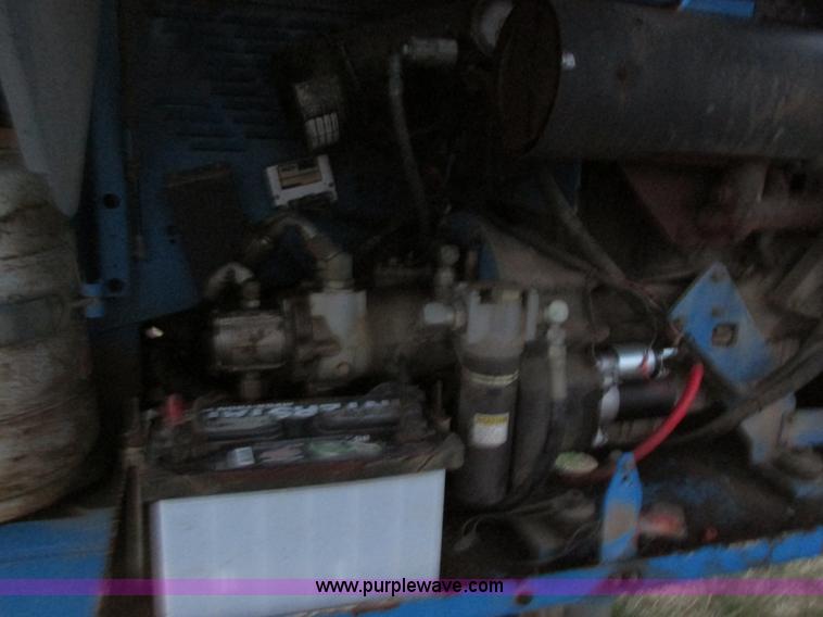 image for item F4155 1996 Genie S40 boom lift