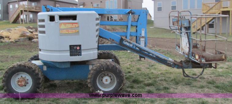 image for item F4156 1993 Genie Z-45/22 boom lift