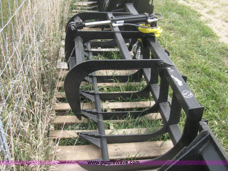 image for item H9885 Wildkat 72" grapple attachment