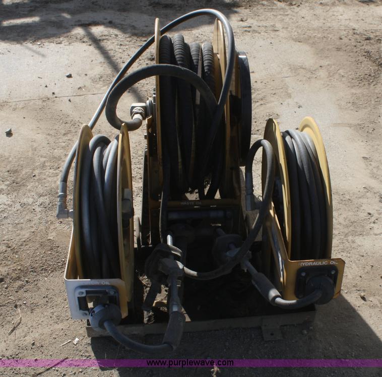 image for item O9890 Oil tanks