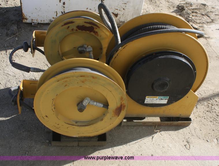 image for item O9890 Oil tanks