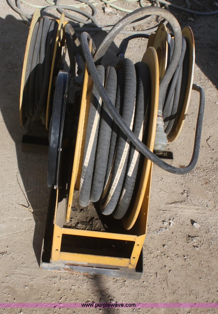 image for item O9890 Oil tanks