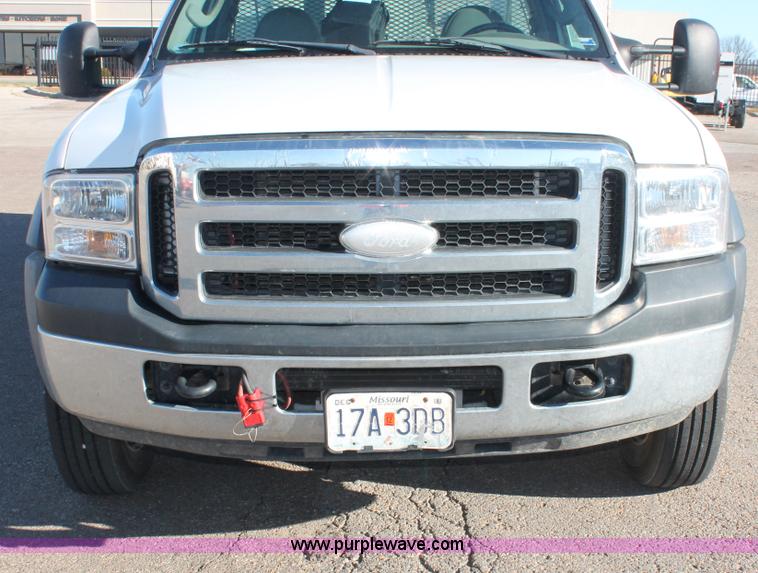 image for item E2803 2007 Ford F450 XL Super Duty service truck