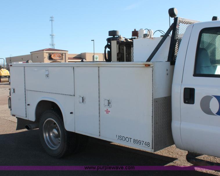 image for item E2803 2007 Ford F450 XL Super Duty service truck