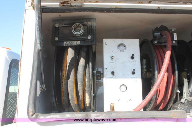 image for item E2803 2007 Ford F450 XL Super Duty service truck