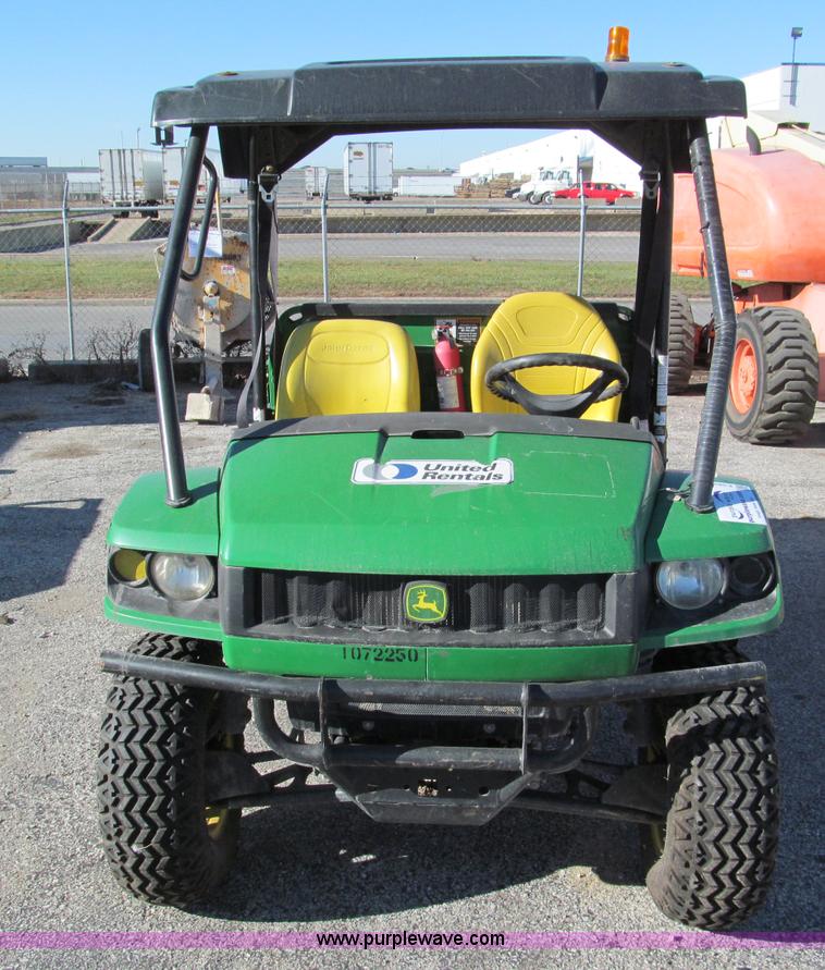 image for item E5837 2008 John Deere XUV620I utility vehicle