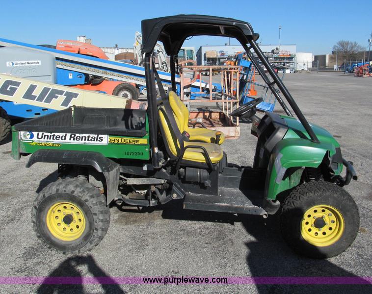 image for item E5837 2008 John Deere XUV620I utility vehicle