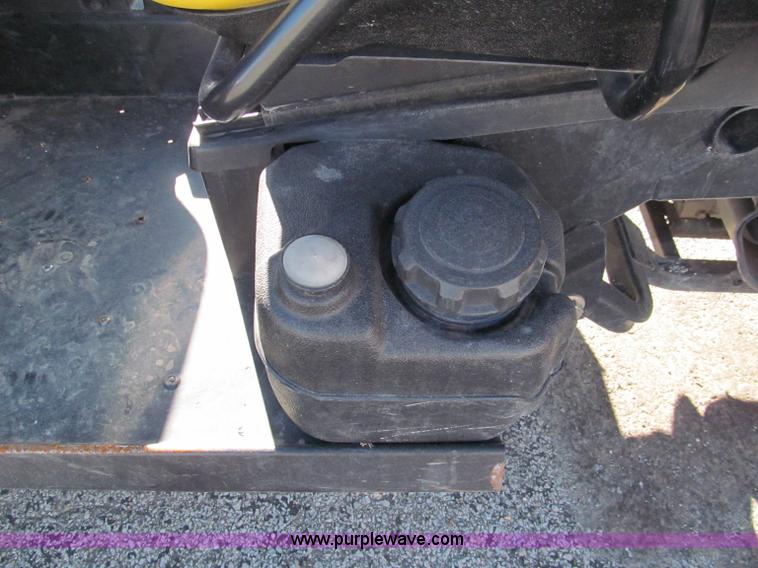 image for item E5837 2008 John Deere XUV620I utility vehicle