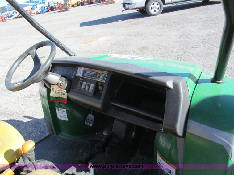 image for item E5837 2008 John Deere XUV620I utility vehicle