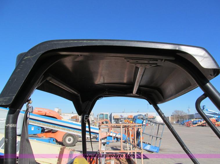 image for item E5837 2008 John Deere XUV620I utility vehicle