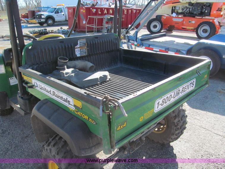 image for item E5837 2008 John Deere XUV620I utility vehicle