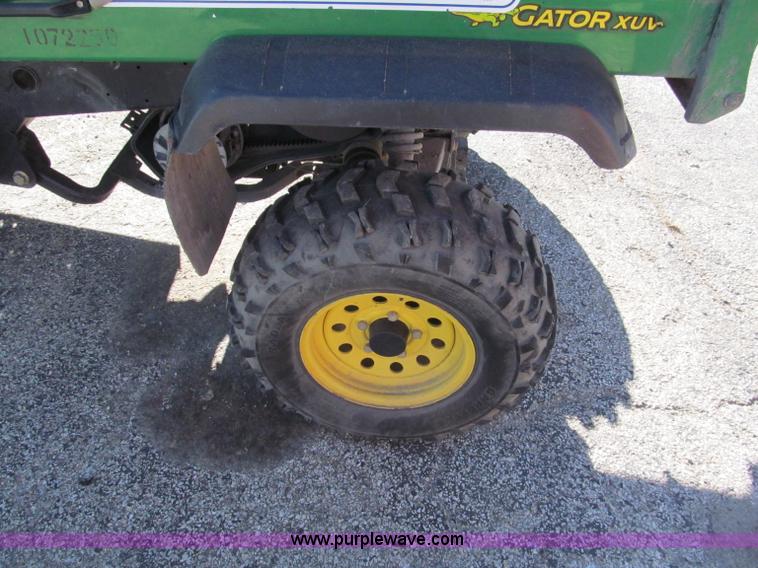 image for item E5837 2008 John Deere XUV620I utility vehicle