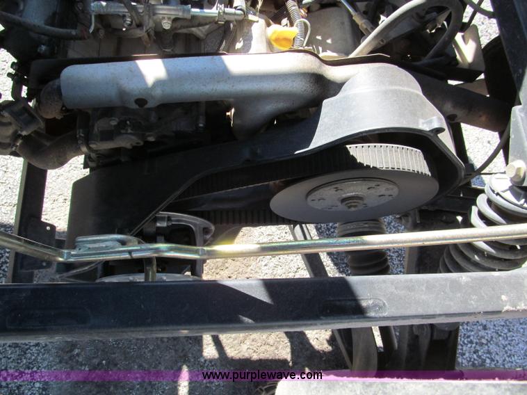image for item E5837 2008 John Deere XUV620I utility vehicle