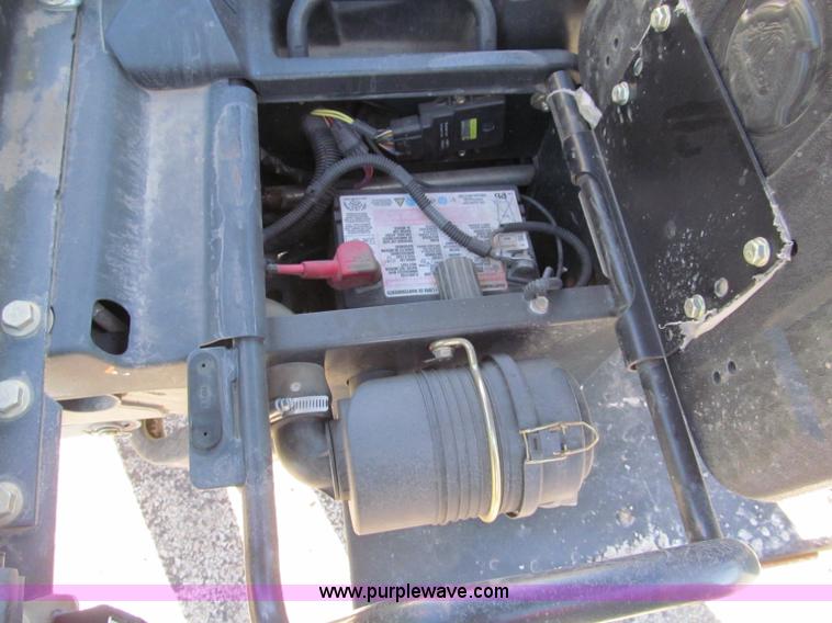 image for item E5837 2008 John Deere XUV620I utility vehicle