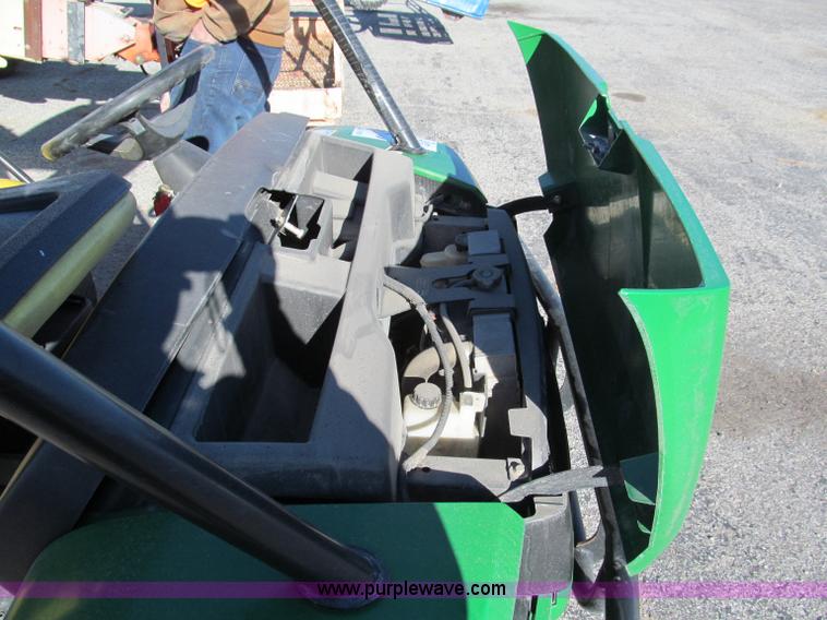 image for item E5837 2008 John Deere XUV620I utility vehicle