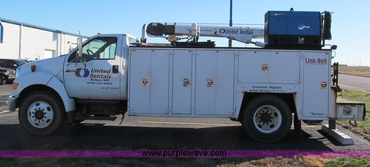 image for item E5838 2005 Ford F750 XLT Super Duty service truck