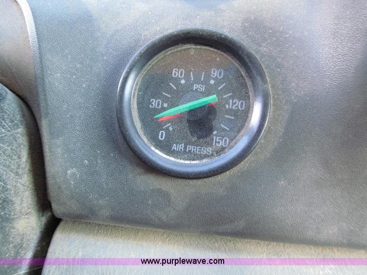 image for item E5838 2005 Ford F750 XLT Super Duty service truck