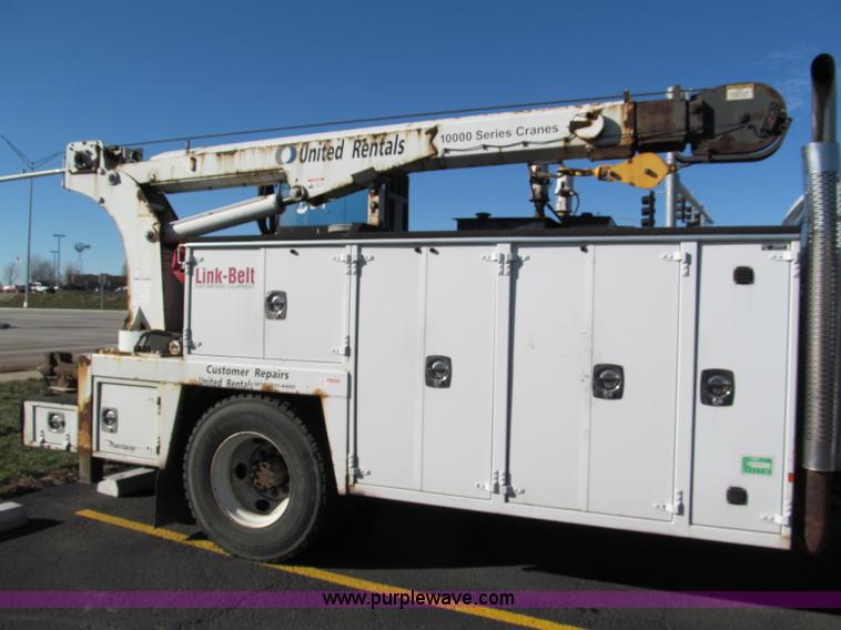 image for item E5838 2005 Ford F750 XLT Super Duty service truck