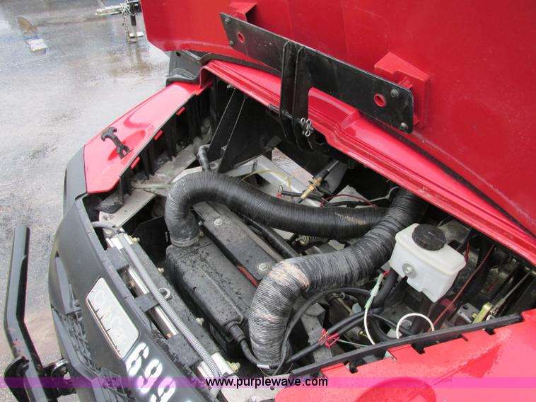 image for item E7001 2007 Club Car XRT1550 utility vehicle