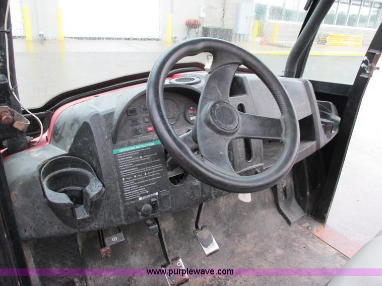 image for item E7001 2007 Club Car XRT1550 utility vehicle