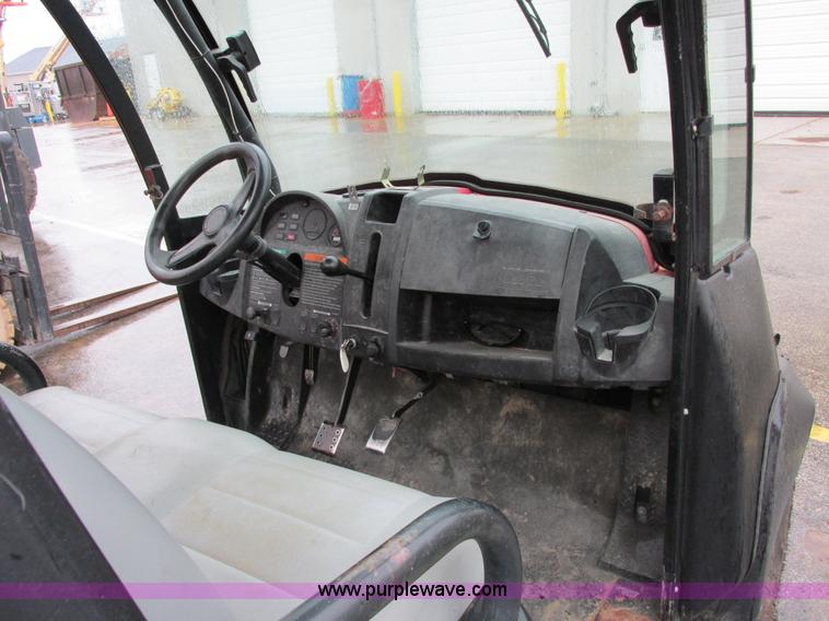 image for item E7001 2007 Club Car XRT1550 utility vehicle
