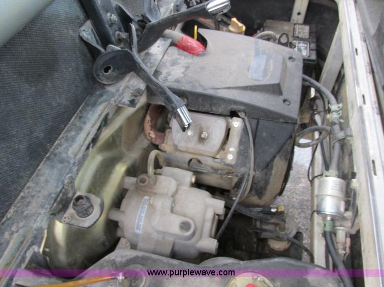 image for item E7001 2007 Club Car XRT1550 utility vehicle