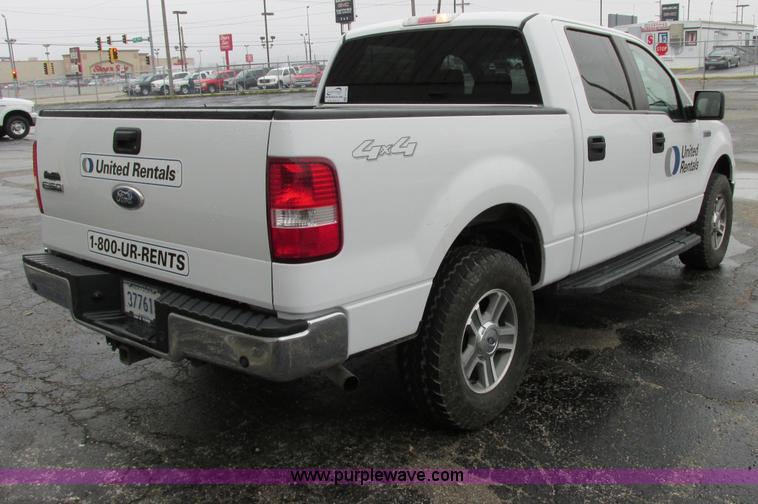 image for item E7002 2007 Ford F150 XLT SuperCrew pickup truck