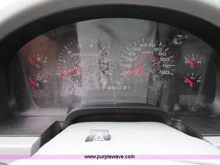 image for item E7002 2007 Ford F150 XLT SuperCrew pickup truck