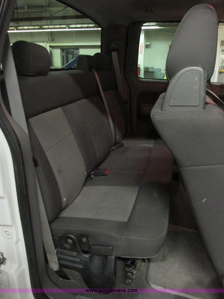 image for item E7003 2006 Ford F150 XLT SuperCab pickup truck