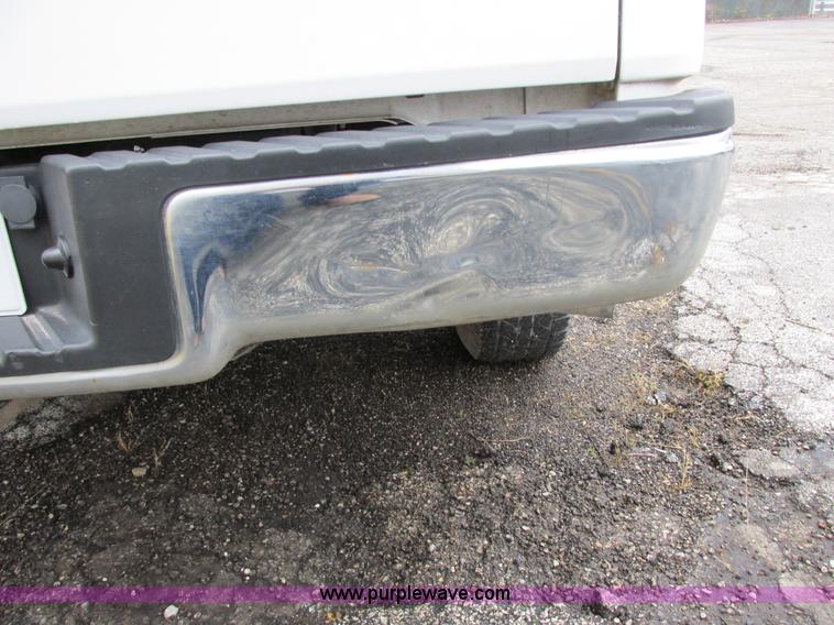 image for item E7004 2005 Ford F150 XLT SuperCab pickup truck