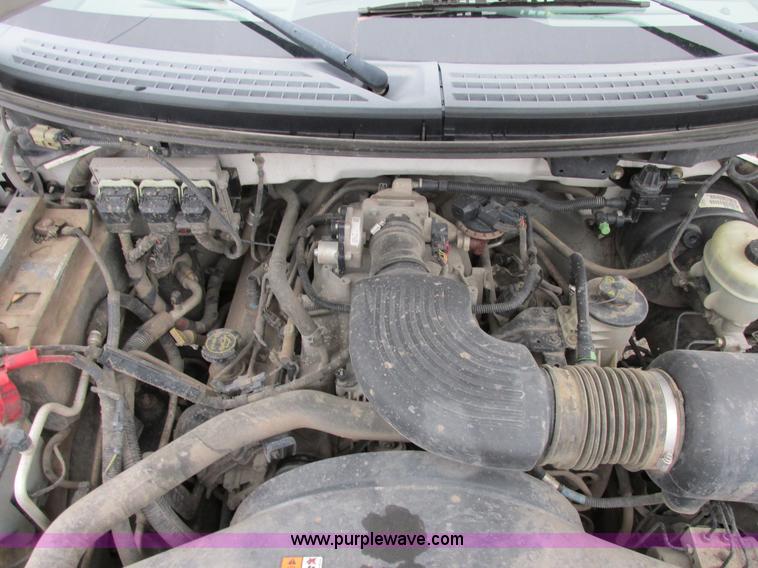 image for item E7004 2005 Ford F150 XLT SuperCab pickup truck