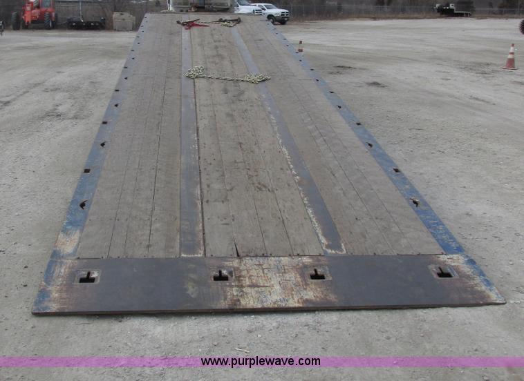 image for item E7026 2005 Trail-Eze TE801 trailer