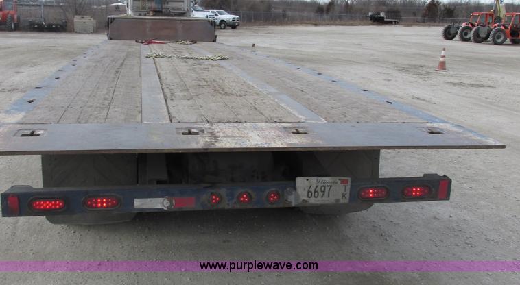 image for item E7026 2005 Trail-Eze TE801 trailer