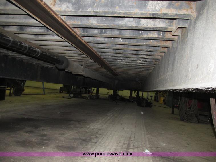 image for item E7026 2005 Trail-Eze TE801 trailer