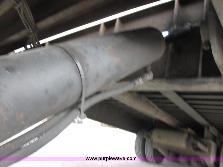 image for item E7026 2005 Trail-Eze TE801 trailer