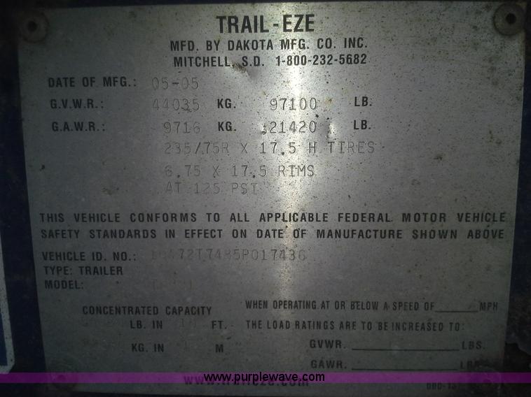 image for item E7026 2005 Trail-Eze TE801 trailer