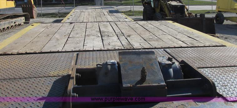 image for item E7027 2006 Trail-Eze TE80HT53 53' trailer