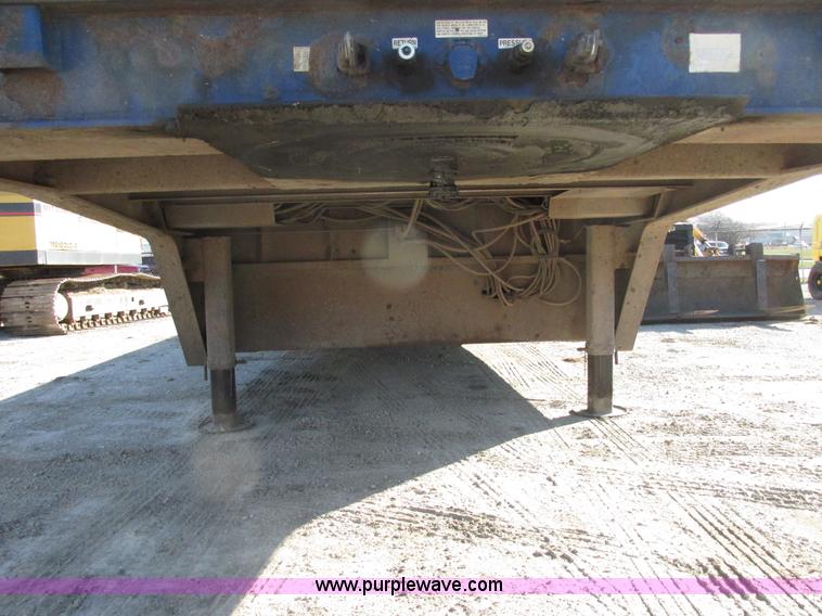 image for item E7027 2006 Trail-Eze TE80HT53 53' trailer