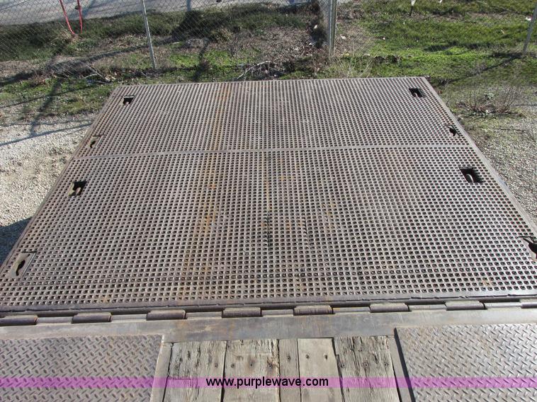 image for item E7027 2006 Trail-Eze TE80HT53 53' trailer
