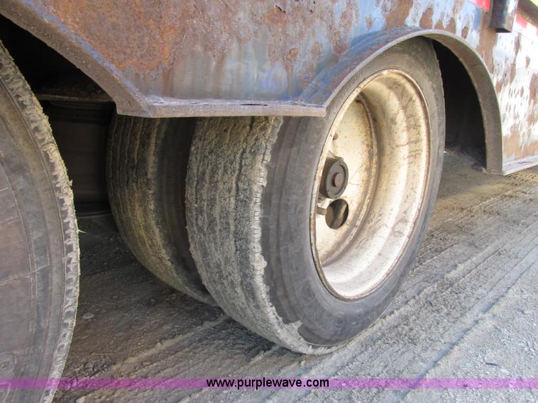 image for item E7027 2006 Trail-Eze TE80HT53 53' trailer