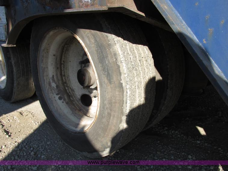 image for item E7027 2006 Trail-Eze TE80HT53 53' trailer