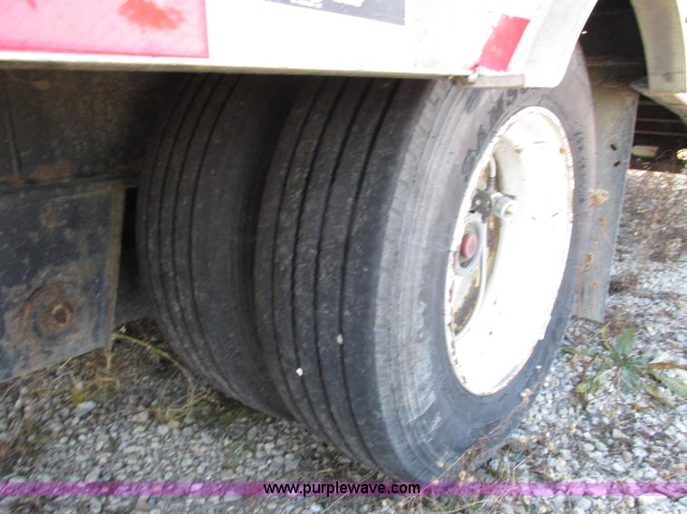 image for item E7028 2009 Ledwell LW53DD-SPRD 53' drop deck trailer