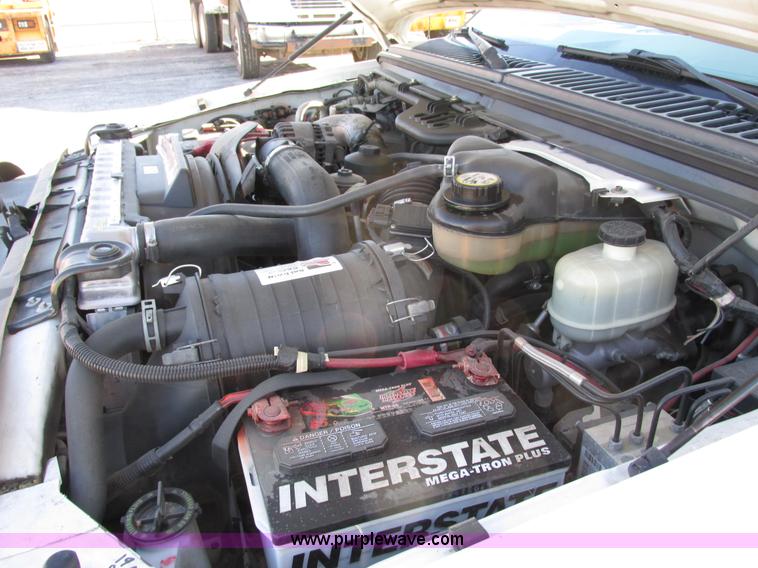 image for item F4152 2006 Ford F550 service truck