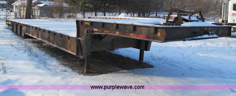 image for item F5882 2006 Ledwell Hydra-Tail triple axle trailer