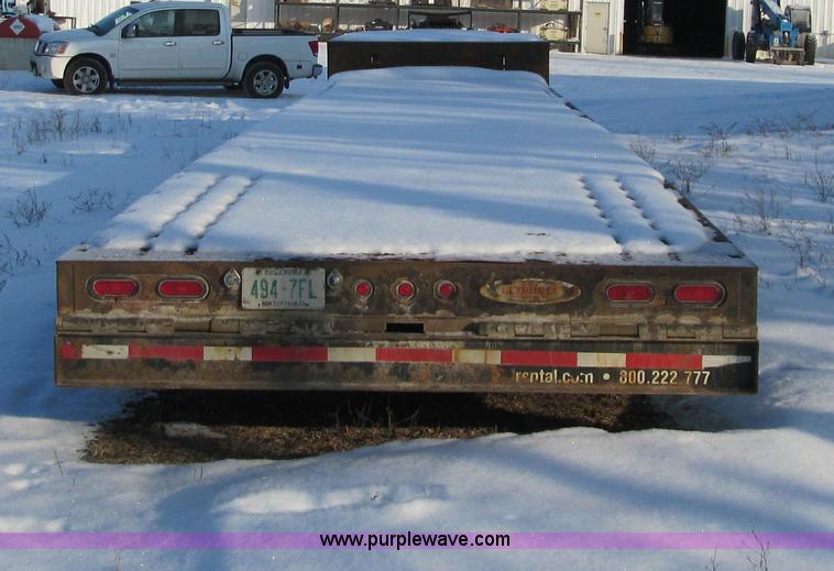 image for item F5882 2006 Ledwell Hydra-Tail triple axle trailer